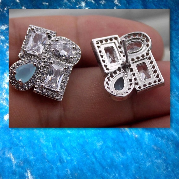 SOLD🆕 Blue Opal White Topaz 18k White GF Stud - Picture 2 of 2